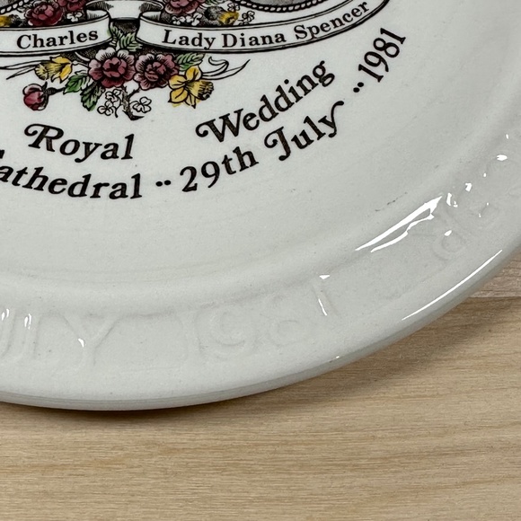 Vintage Collectable Royal Wedding Plate Prince Charles & Diana, Myott-Meakin - Picture 3 of 6